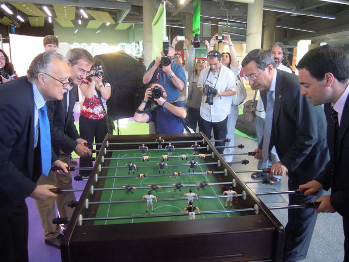 Autoridades Visitan El Festival Publicitario El Sol