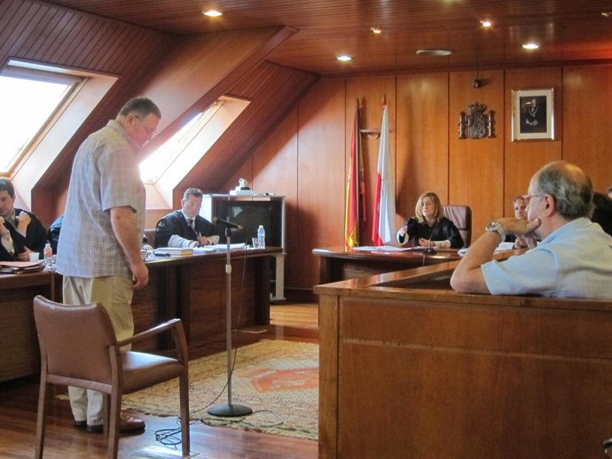 Juicio Del Hostelero De Santillana Del Mar