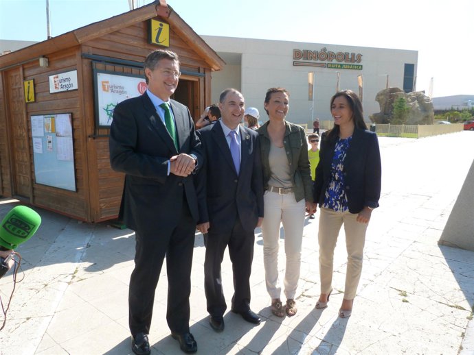 Acto De Apertura De Un Punto Informativo