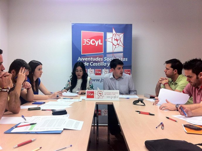 Elena Pastor Y David Jurado Con Cargos Públicos Jóvenes Socialistas 