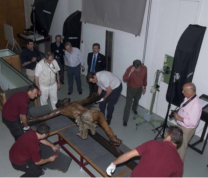 Llega Al IAPH El Cristo Del Museo De Sevilla