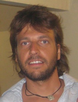 El Poeta Madrileño Raúl Campoy