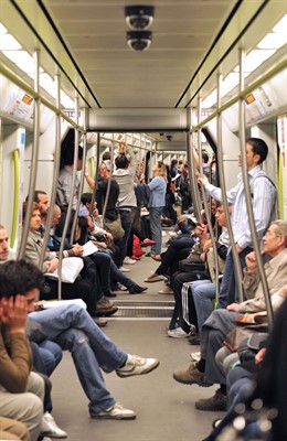 Cámaras En Un Vagón De Metrovalencia