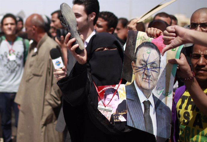 El Tribunal Absuelve A Los Hijos De Hosni Mubarak Y A Su Núcleo De Seguridad