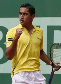 Almagro pone rumbo a octavos tras arrollar a Mayer y Carla Suárez dice adiós