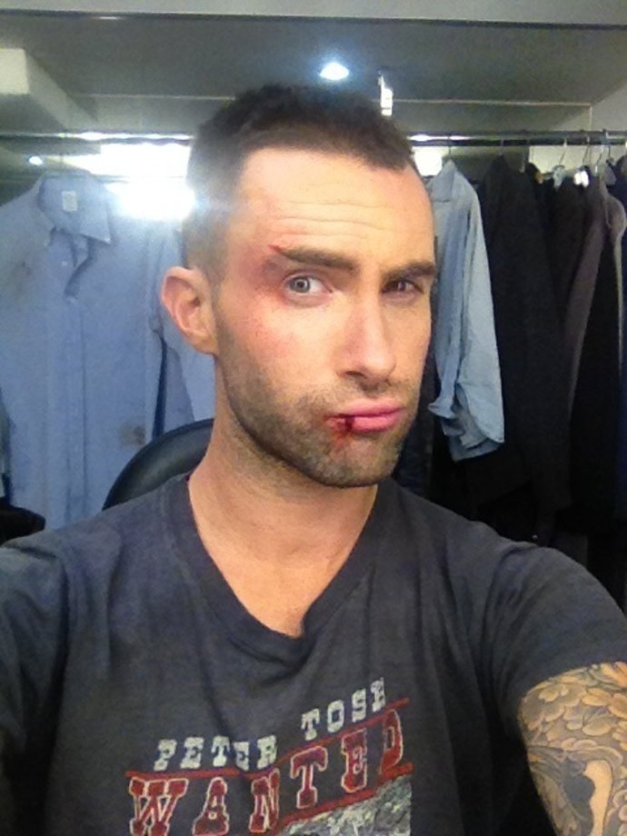 El líder de Maroon5 Adam Levine en Twitter