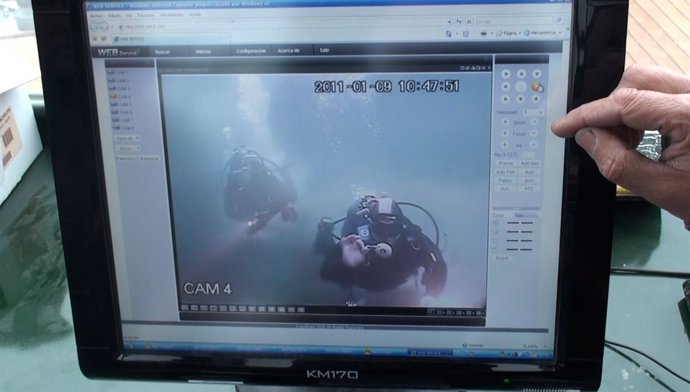 Cámara Subacuática De Seguimiento