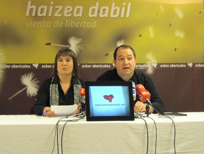 Maribi Ugarteburu Y Pernando Barrena.