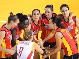 La Selección Española Femenina De Voleibol Se Rehace Para Vencer 3-1 A Hungría