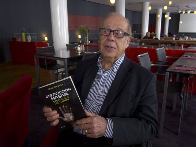 Jean Ziegler Presentando Su Libro