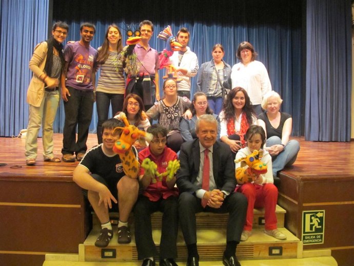 Inter Europa Con Obras De Teatro