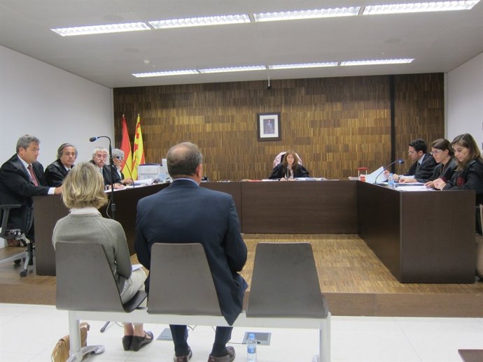 Juicio Contra El Exenfermero De Bellvitge Que Mató A Un Paciente