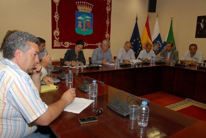 Constitución De La Comisión De Transportes