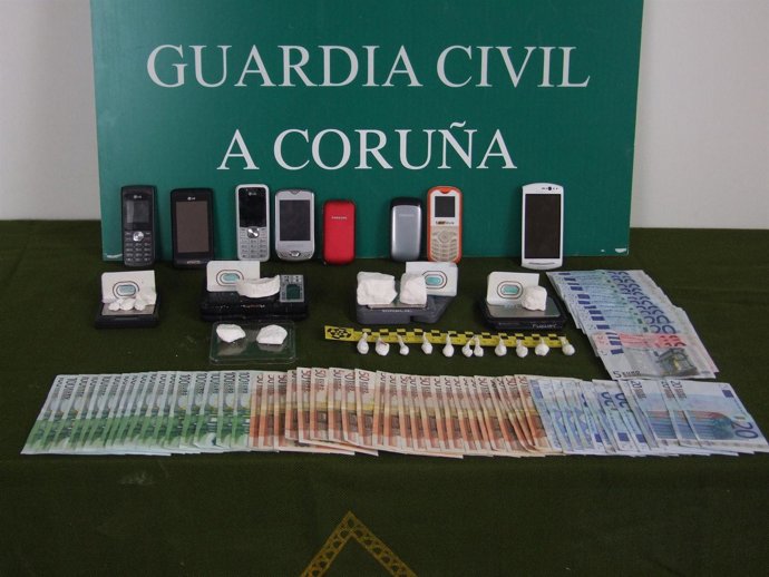 Material intervenido en un operativo antidroga en A Coruña
