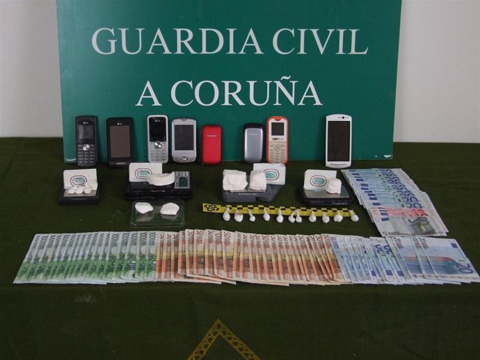 Material intervenido en un operativo antidroga en A Coruña