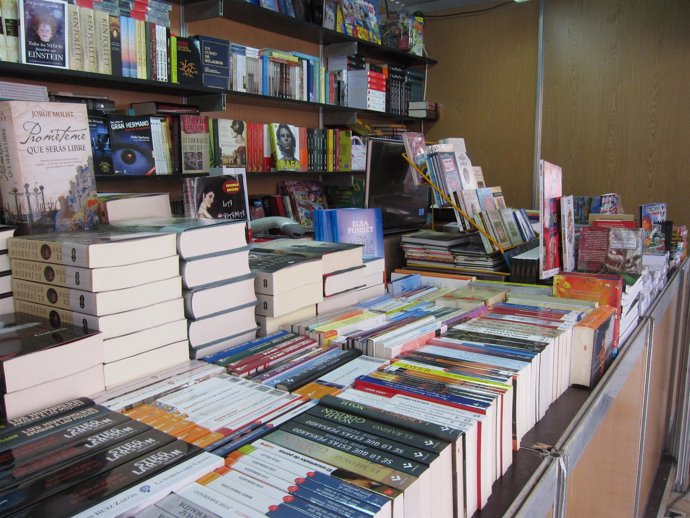 Stand De La Feria Del Libro De Huelva. 