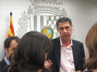 El alcalde de Badalona afirma que el archivo de la querella "da luz" a los vecinos que sufren incivismo