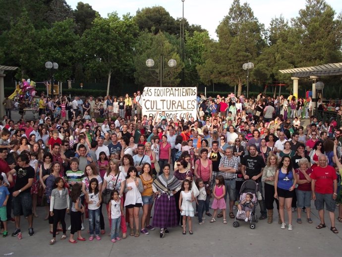 Manifestación De Vecinos De Parque Goya