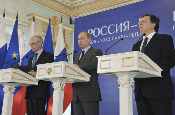 Putin, Barroso Y Van Rompuy En San Petersburgo