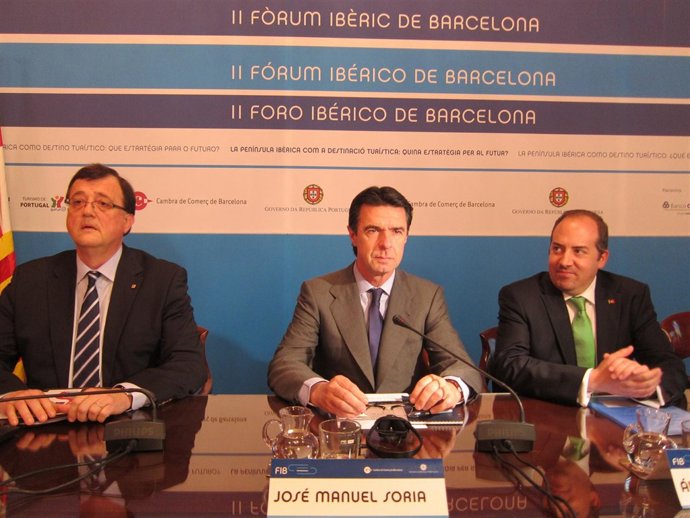 Francesc Xavier Mena, José Manuel Soria Y Álvaro Santos