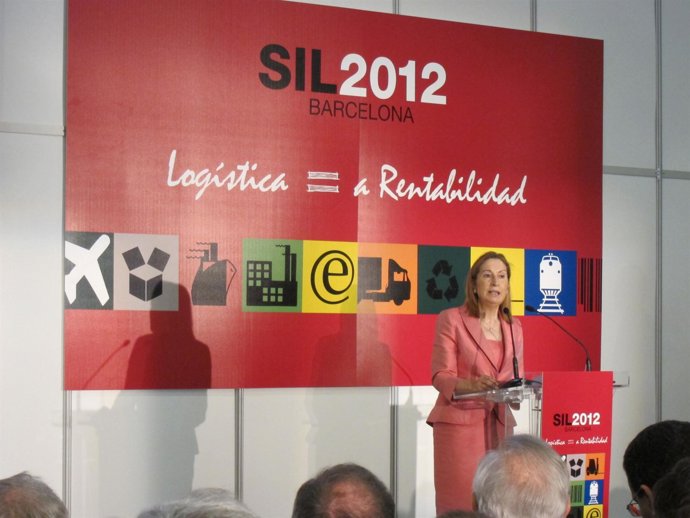 La Ministra De Fomento, Ana Pastor