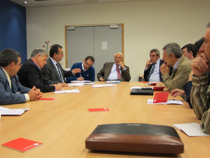 Villarrubia, Opas Y Sindicatos Con Eurodiputados