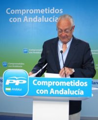 PP-A dice que la reducción de altos cargos es "un auténtico parche" y pide una reforma "profunda" de la Administración