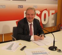 PSOE cifra en un 23,96% la caída del consumo de gasóleo en CyL en marzo por el "centimazo" frente a un -6,47% en España