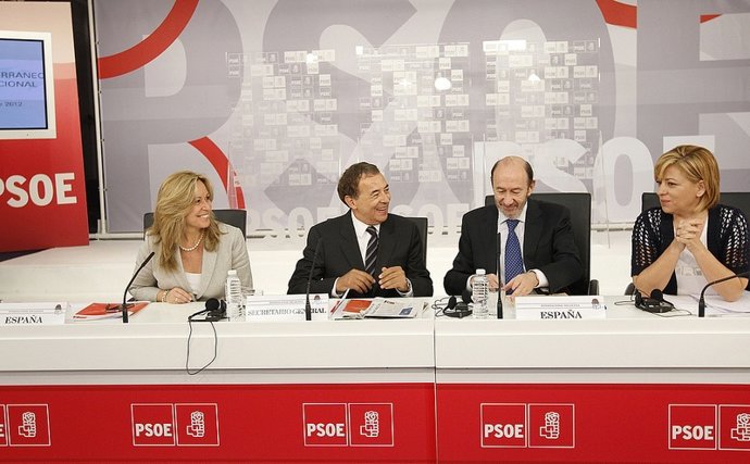 Rubalcaba En La Reunión Del Comité Mediterráneo De La Internacional Socialista