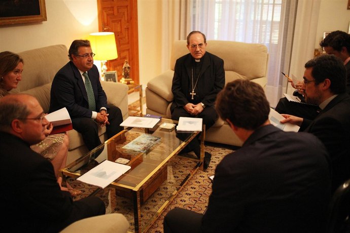 Zoido Y Asenjo Durante La Reunión