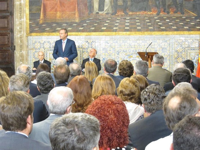 Alberto Fabra En Su Discurso En Los Jaime I