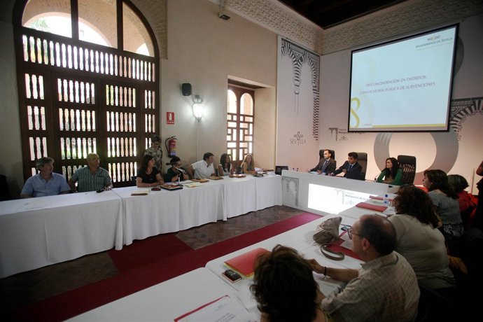 Reunión De La Comisión Especial De Descentralización.