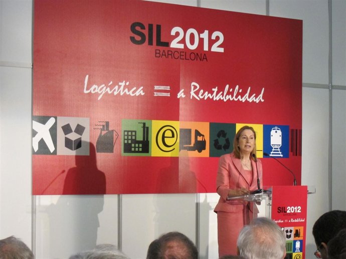 La Ministra De Fomento, Ana Pastor