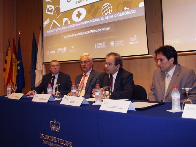 Rosado Durante La III Jornada De Tecnologías Para La Salud 