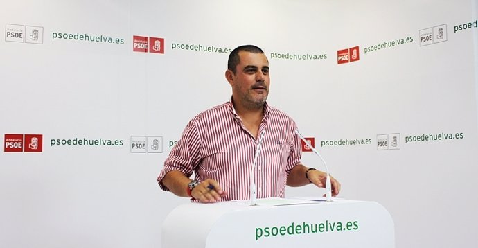 El Parlamentario Socialista Jesús Ferrera. 