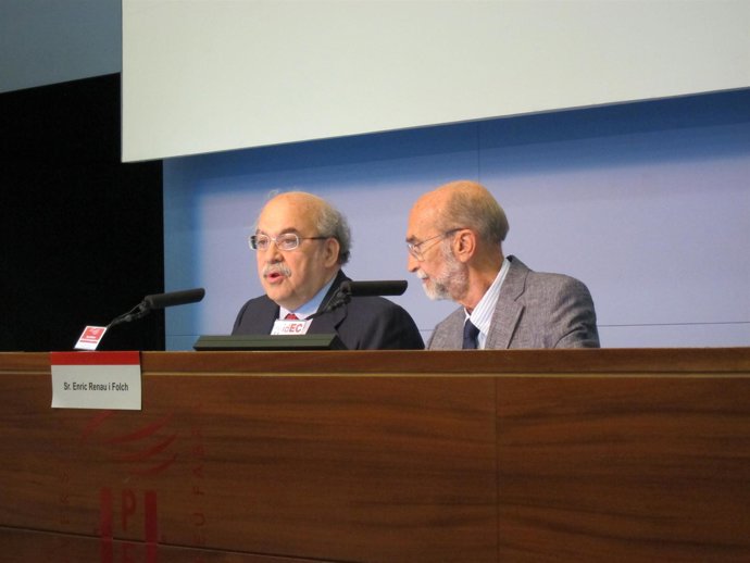 El Conseller Andreu Mas-Colell Y El Pte. D La Fundación Fórum Barcelona, E.Renau