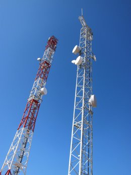 Antenas De Telecomunicaciones