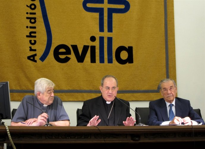 El Arzobispo De Sevilla, Juan José Asenjo