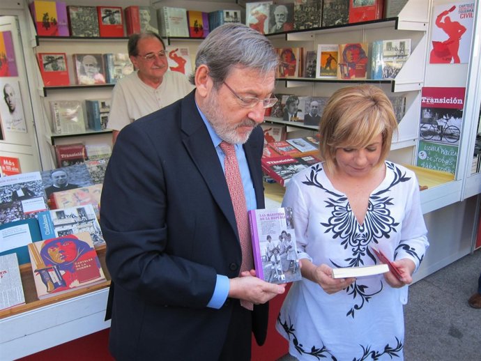 Jaime Lissavetzky Y Elena Valenciano