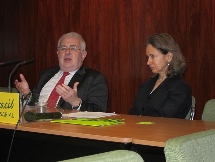 José De La Cavada E Isabel Guitart