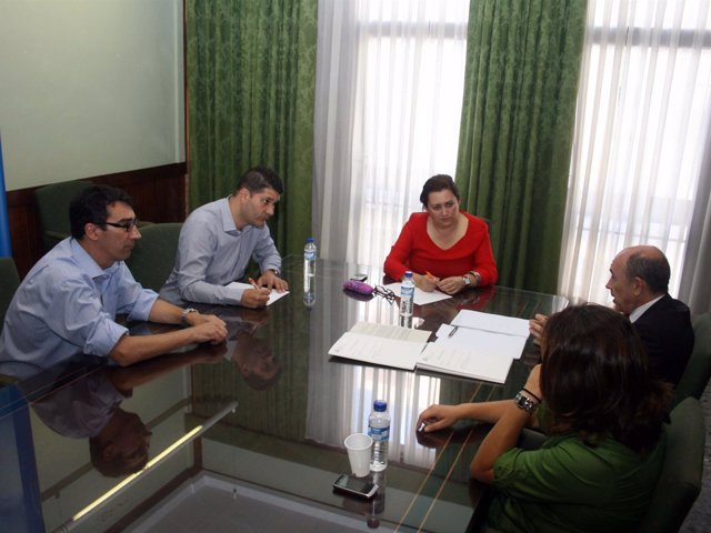 Un Momento De La Reunión