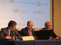 Pacientes y sanitarios podrán resolver conflictos con un servicio de mediación de 540 euros