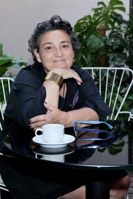 Posado de la diseñadora Elena Benarroch 