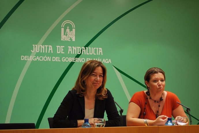 Susana Radío y Carmen Rosa Torres presentan el programa 'Cualifica'