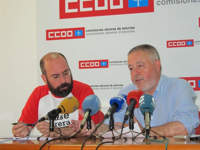 Adrian Redondo Y Antonio Pino, De CCOO, En Rueda De Prensa