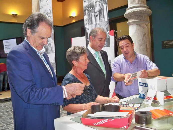 Entrega De Algunos De Los Documentos Al Archivo Municipal 
