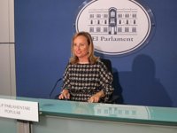 El PP dice que la reducción de diputados de Aguirre "va en la misma línea" con la que "está ultimando" en Baleares