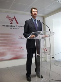 Juan Carlos Ruiz (PP), dice que "Valcárcel sigue siendo un presidente reivindicativo"