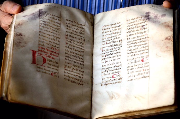 Códice Descubierto Del Siglo XIII