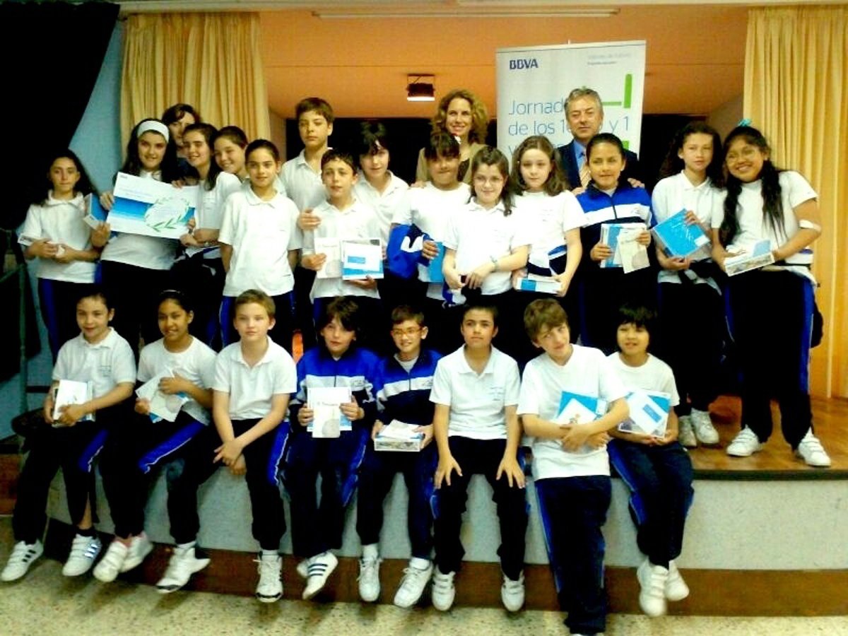 BBVA premia al Colegio Hijas de la Caridad de Nuestra Señora de Begoña BBVA premia al Colegio Hijas de la Caridad de Nuestra Señora de Begoña